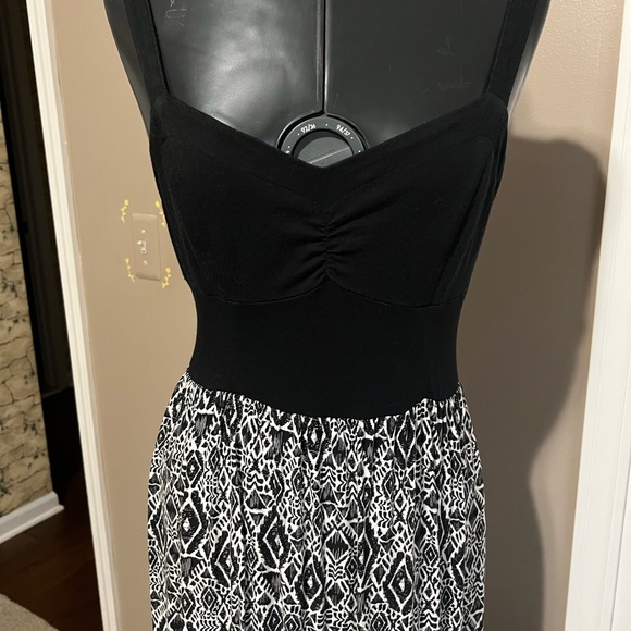 ❤️ 2 items for $10. Mudd Maxi Sundress Size Large - Picture 2 of 4